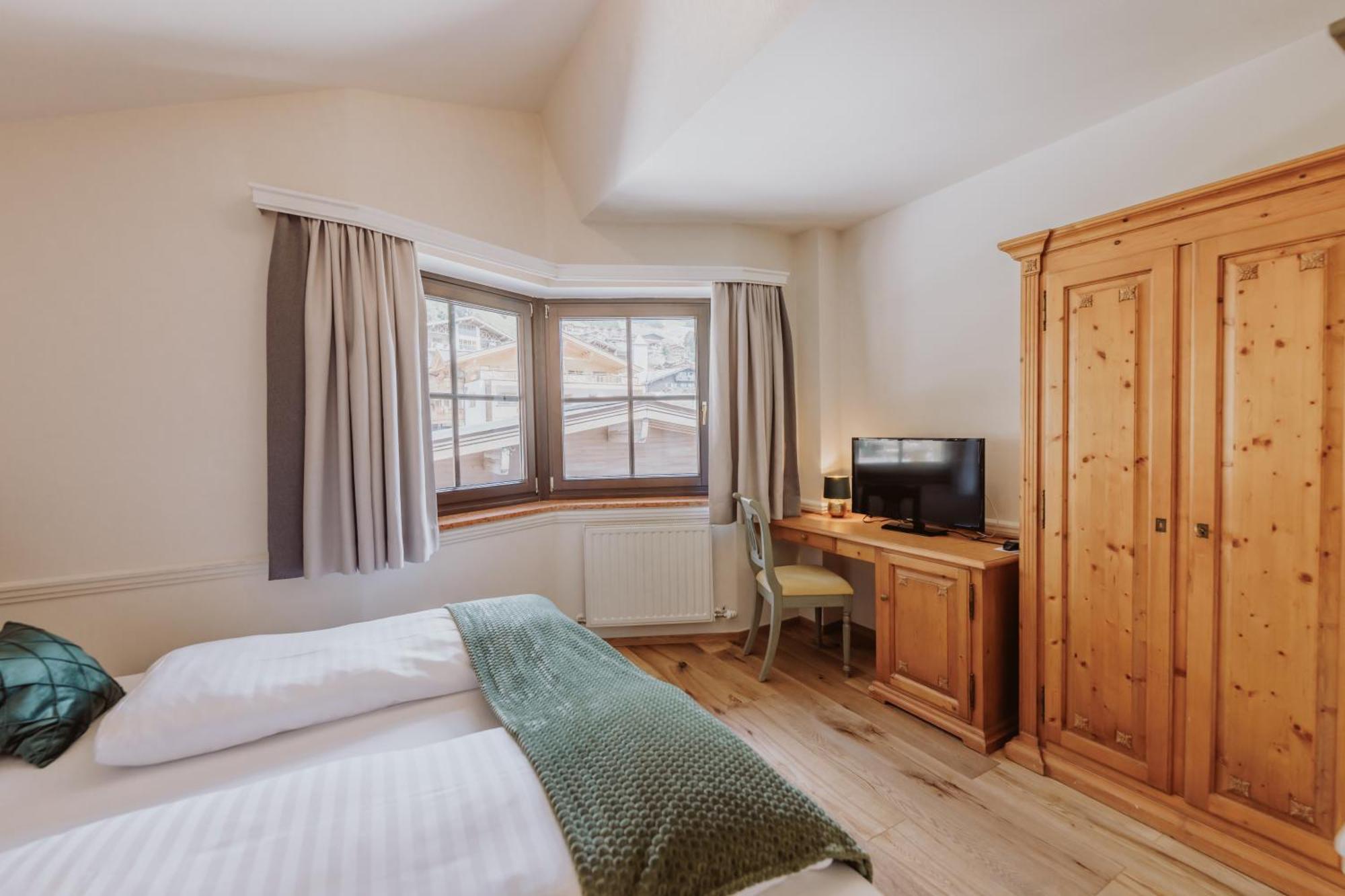 Hotel Gluecksschmiede - Hinterglemm Saalbach-Hinterglemm Kültér fotó