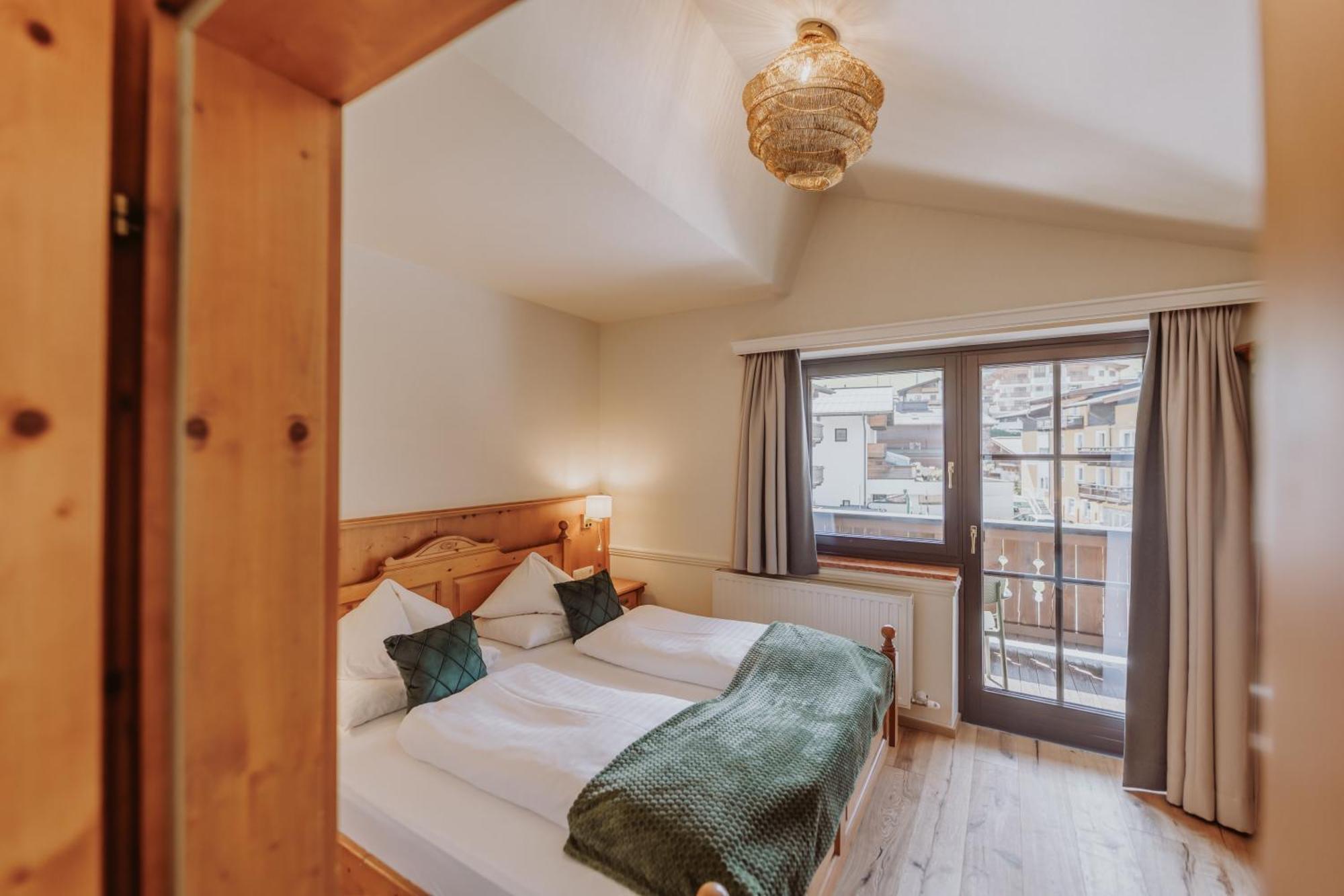 Hotel Gluecksschmiede - Hinterglemm Saalbach-Hinterglemm Kültér fotó